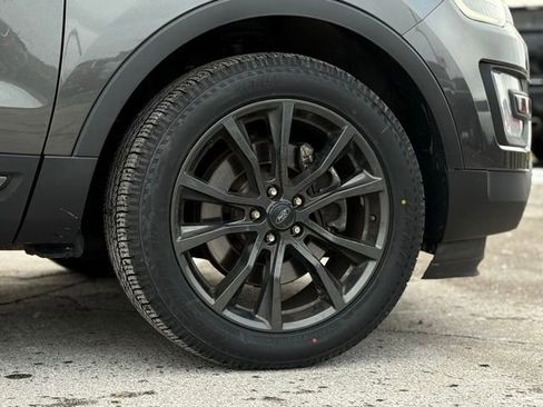 Certified 2017 Ford Explorer XLT w/ Equipment Group 202A image 42