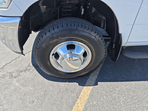 Used 2016 RAM 3500 Big Horn AWD/4WD image 11