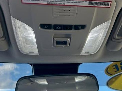 Used 2022 Toyota Corolla LE image 16