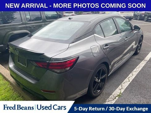 Used 2023 Nissan Sentra SR w/ Midnight Edition Package FWD image 7