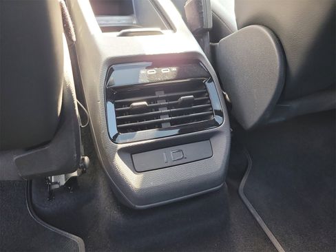 Used 2022 Volkswagen ID.4 Pro S image 14