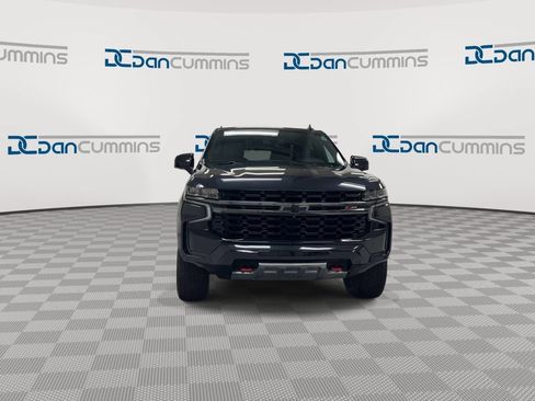 Used 2022 Chevrolet Tahoe Z71 w/ Luxury Package AWD/4WD image 3