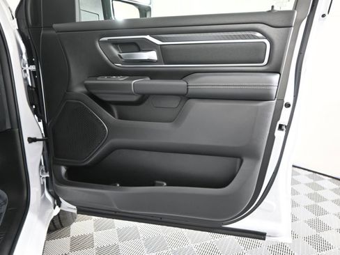 Used 2025 RAM 1500 Big Horn AWD/4WD image 13