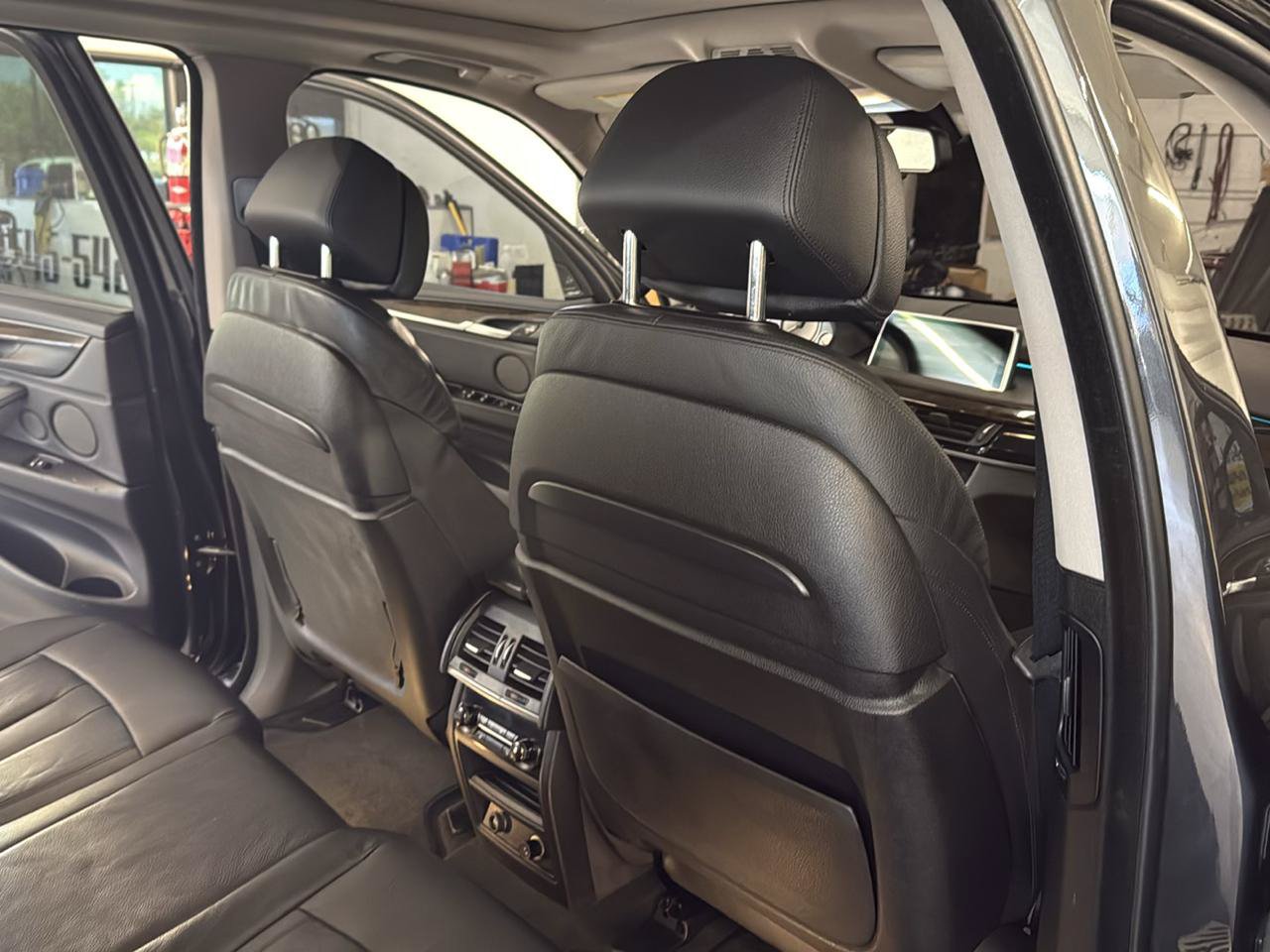 Used 2015 BMW X5 xDrive50i AWD/4WD image 48