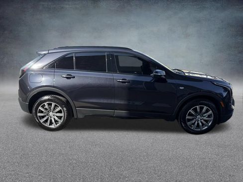 Used 2022 Cadillac XT4 Sport w/ Enhanced Visibility Package FWD image 4
