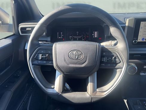 Used 2025 Toyota 4Runner SR5 image 12