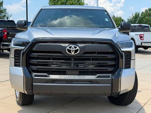 Used 2025 Toyota Tundra SR w/ SR Tow Package AWD/4WD image 2