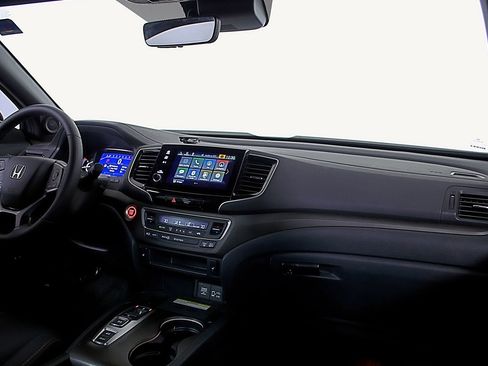 Used 2023 Honda Passport TrailSport image 15