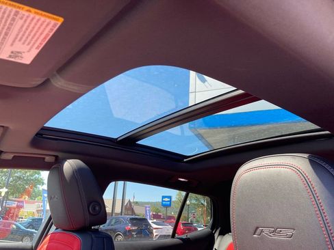 New 2025 Chevrolet Equinox EV RS w/ Convenience Package II FWD image 4