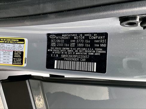 Certified 2023 Hyundai Venue Limited image 17