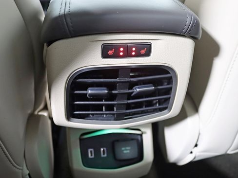 Used 2019 Lincoln MKZ Reserve image 24