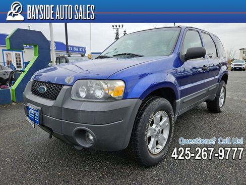 Used 2005 Ford Escape XLT image 1