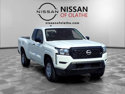 Used 2024 Nissan Frontier S w/ Technology Package RWD image 32