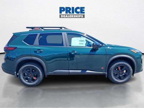 New 2026 Nissan Rogue SV w/ Rock Creek Premium Package AWD/4WD image 4