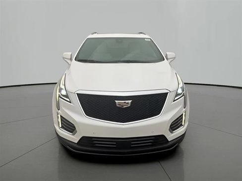 Certified 2022 Cadillac XT5 Sportv w/ Technology Package image 8