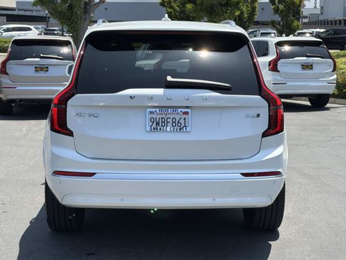 Used 2026 Volvo XC90 B6 Plus w/ Protection Package Premier AWD/4WD image 6