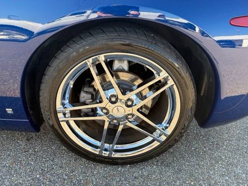 Used 2007 Chevrolet Corvette Coupe RWD image 12