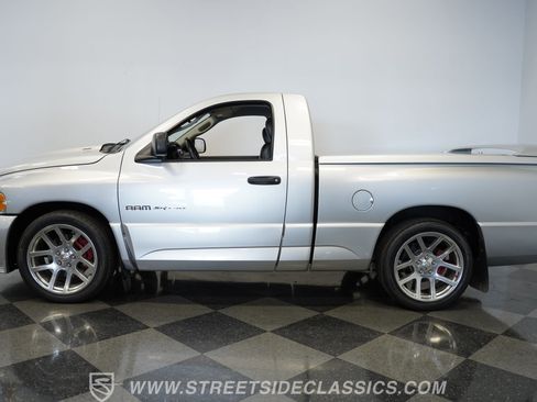 Used 2004 Dodge Ram 1500 Truck 2WD Regular Cab image 2