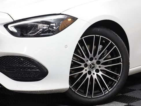 Used 2023 Mercedes-Benz C 300 4MATIC Sedan image 3
