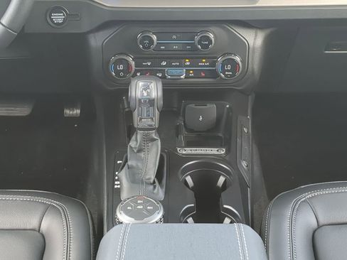 New 2026 Ford Bronco Outer Banks image 17