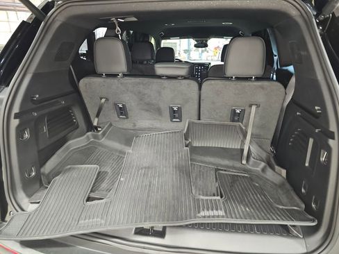 Used 2024 GMC Acadia AT4 w/ LPO, Floor Liner Package image 24