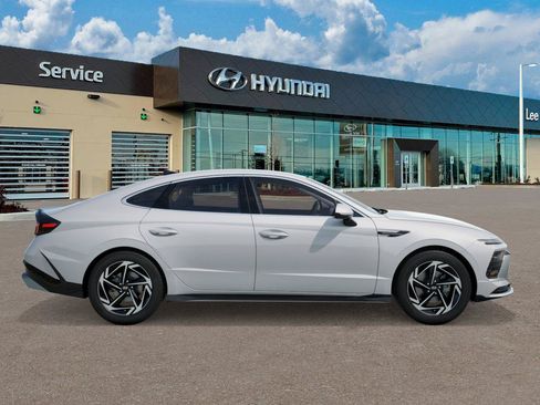 New 2026 Hyundai Sonata SEL AWD/4WD image 7
