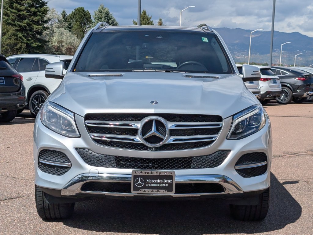 Used 2019 Mercedes-Benz GLE 400 4MATIC image 2