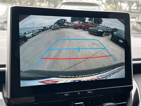 Used 2025 Toyota Corolla SE image 31