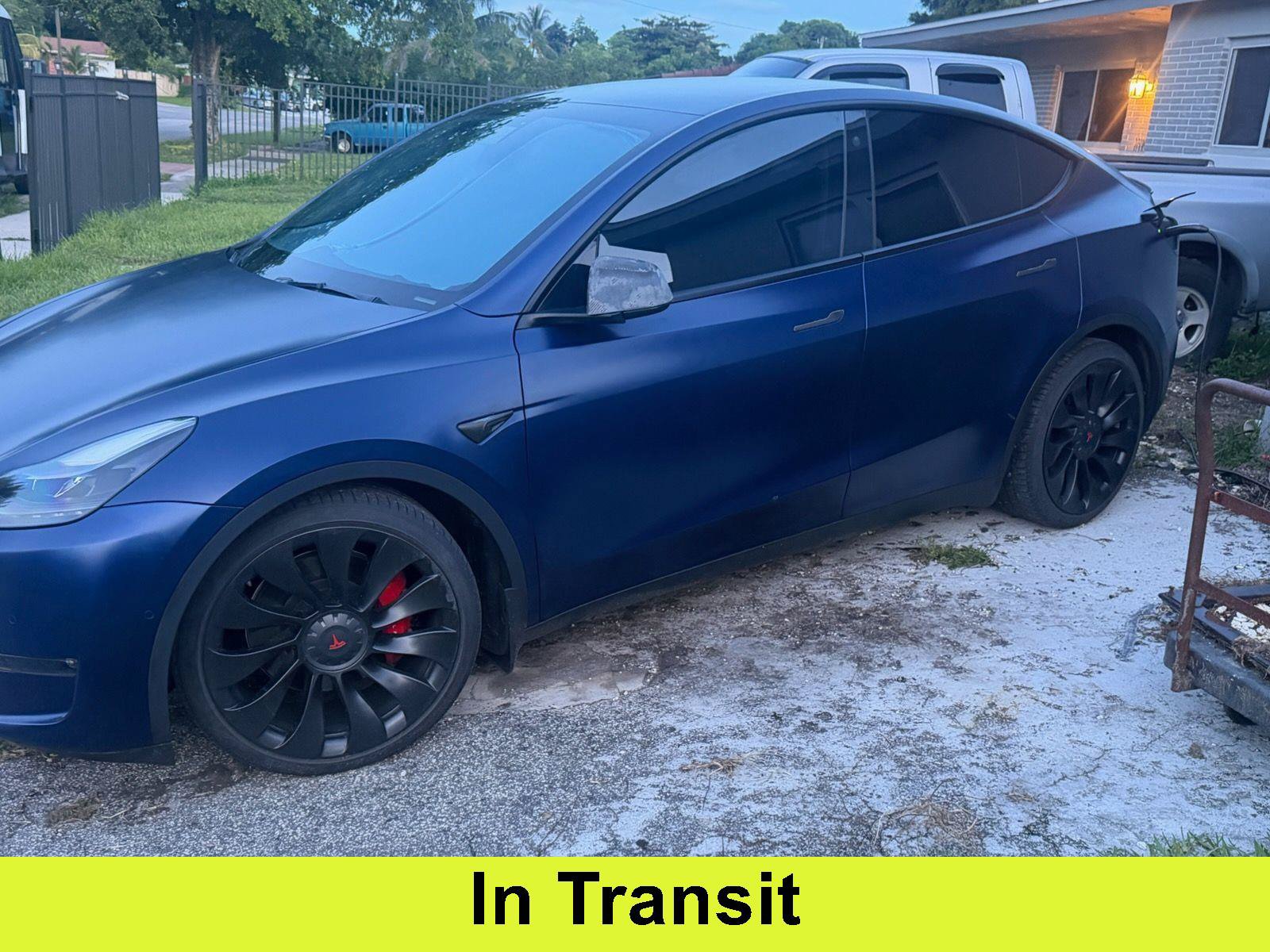 Used 2022 Tesla Model Y Performance AWD/4WD image 1