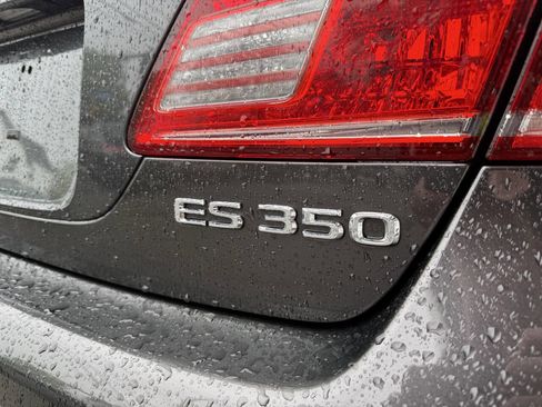 Used 2011 Lexus ES 350 image 30