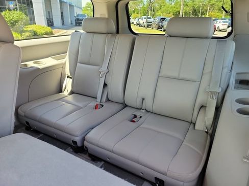 Used 2012 GMC Yukon XL SLT w/ SLT-2 Equipment Package RWD image 20