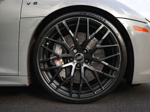 Used 2018 Audi R8 V10 plus image 15