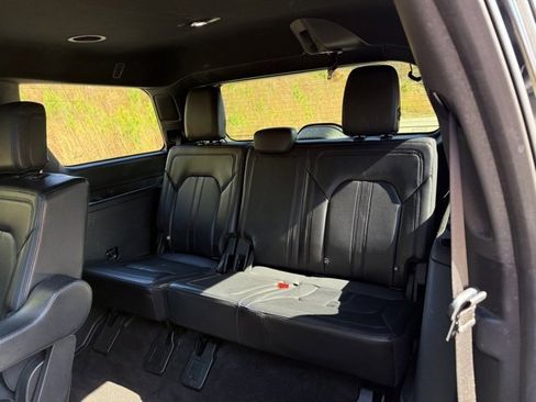 Used 2021 Ford Expedition Limited image 29