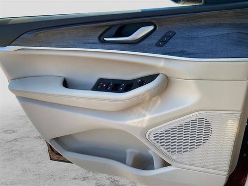 Used 2023 Jeep Grand Cherokee L Limited image 20