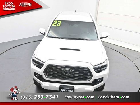 Used 2023 Toyota Tacoma TRD Sport AWD/4WD image 31