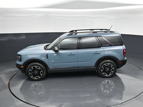 Certified 2023 Ford Bronco Sport Outer Banks w/ Tech Package AWD/4WD image 41