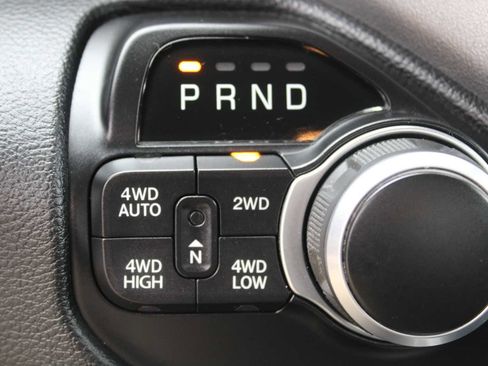 Used 2021 RAM 1500 Big Horn image 21