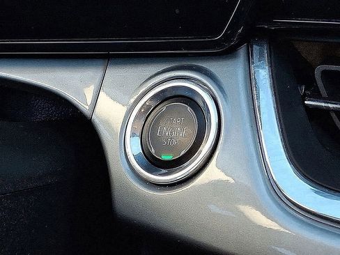 Used 2024 Chevrolet Trax LT w/ Driver Confidence Package image 26