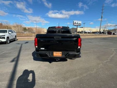 Used 2023 Chevrolet Colorado LT w/ LT Convenience Package II image 7