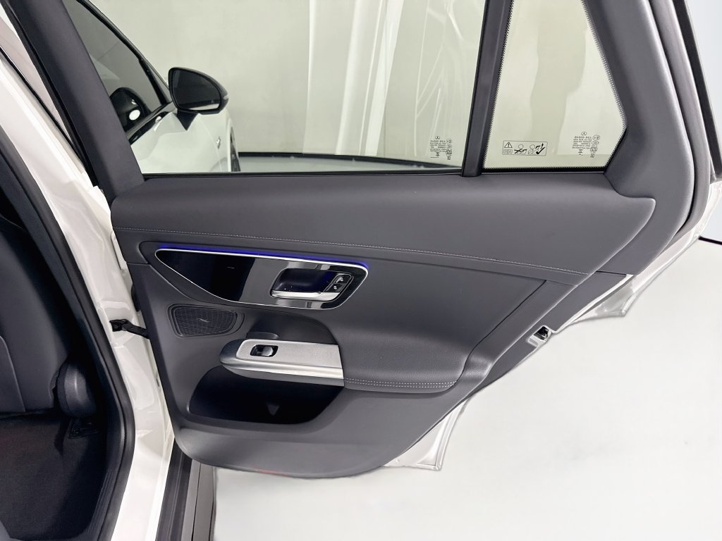 Certified 2026 Mercedes-Benz GLC 43 AMG 4MATIC image 27