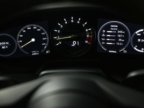 Used 2023 Porsche 911 GT3 RS image 34