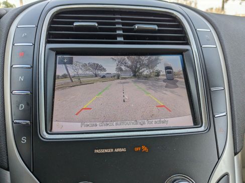 Used 2020 Lincoln Nautilus FWD w/ Equipment Group 101A image 22