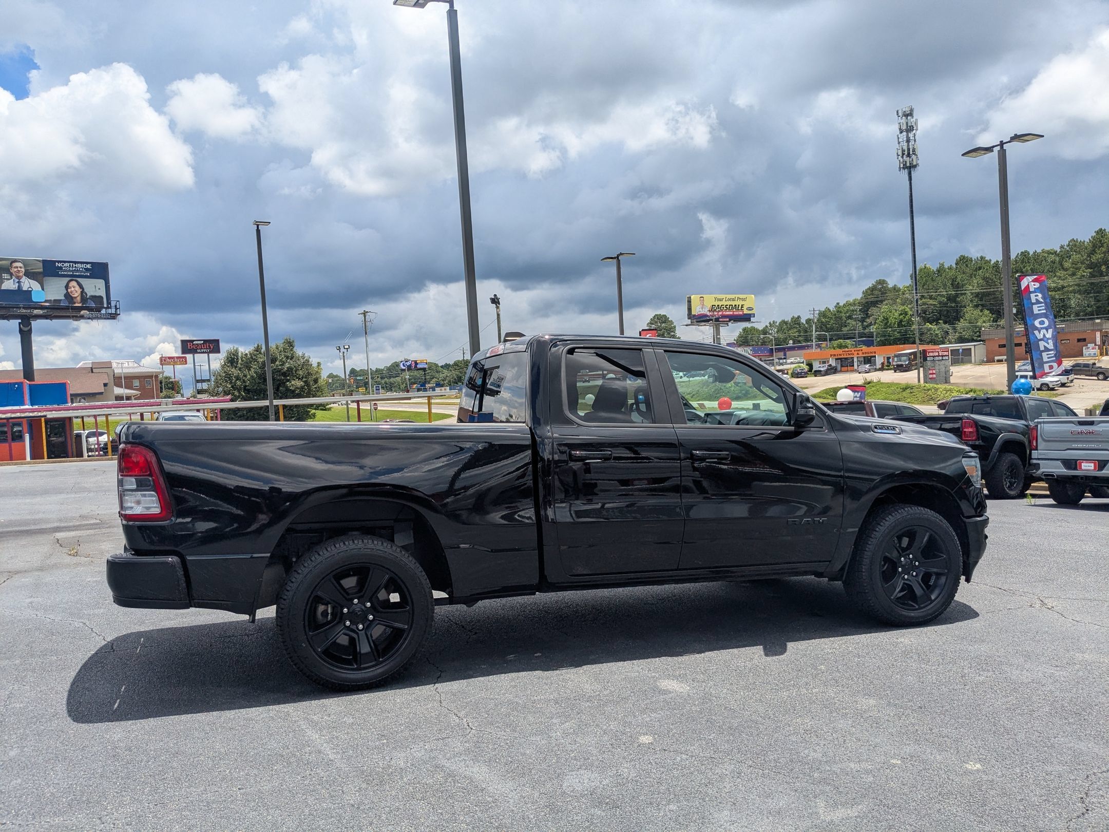 Used 2023 RAM 1500 Big Horn AWD/4WD image 4