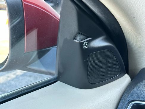 Used 2015 Volvo S60 T5 Premier Plus image 30