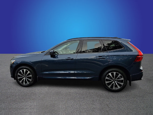Used 2024 Volvo XC60 B5 Plus w/ Protection Package Premier AWD/4WD image 7