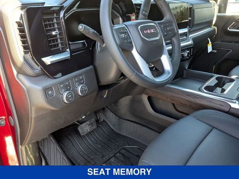 New 2026 GMC Sierra 2500 SLT w/ SLT Convenience Package image 16