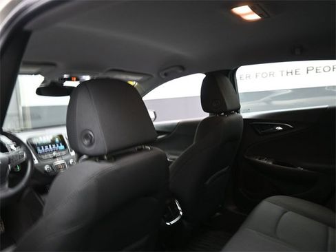 Used 2016 Chevrolet Malibu LT image 23