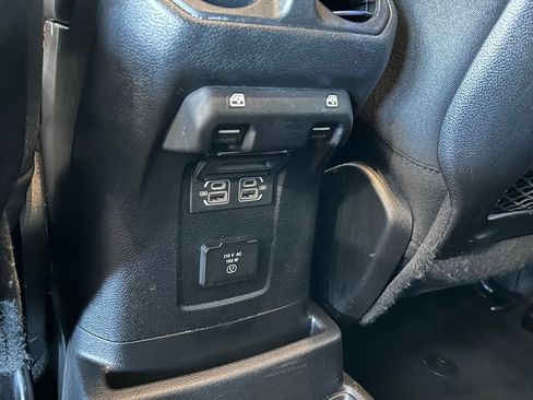 Used 2024 Jeep Wrangler Unlimited Rubicon 4xe AWD/4WD image 56