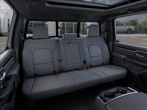 New 2026 RAM 1500 4x4 Crew Cab image 15