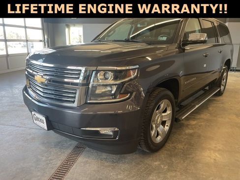 Used 2018 Chevrolet Suburban Premier image 4